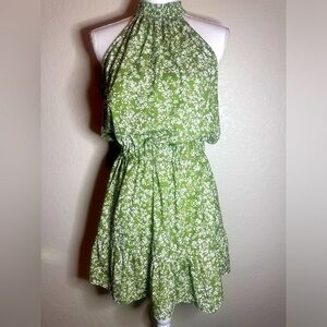 Boutique, Sleeveless, high neck, cinched waist green dress size medium